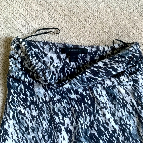Express Black & White Tube Top Size XS - Picture 2 of 2